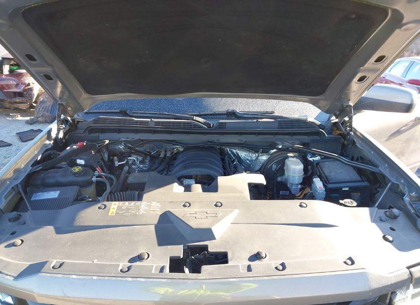 Photo 10 of 2017 Chevrolet Silverado 1500 2LT (VIN 3GCUKREC7HG180572)