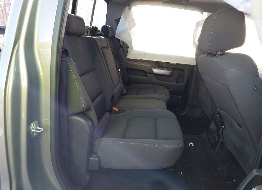 Photo 8 of 2017 Chevrolet Silverado 1500 2LT (VIN 3GCUKREC7HG180572)