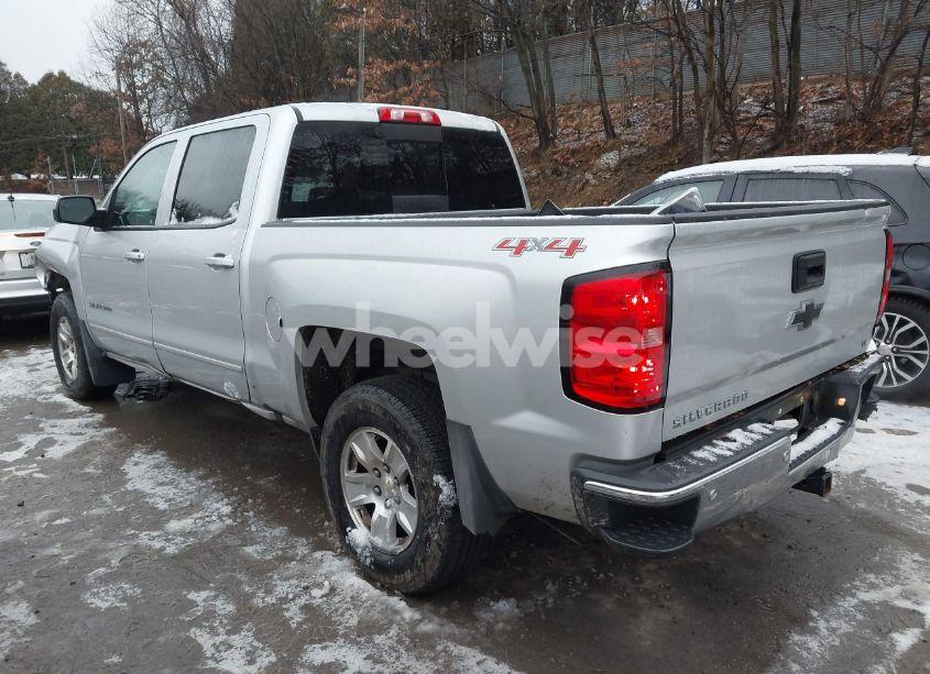 Photo 3 of 2017 Chevrolet Silverado 1500 1LT (VIN 3GCUKREC7HG476336)