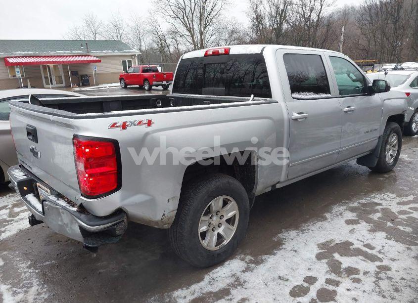 Photo 4 of 2017 Chevrolet Silverado 1500 1LT (VIN 3GCUKREC7HG476336)