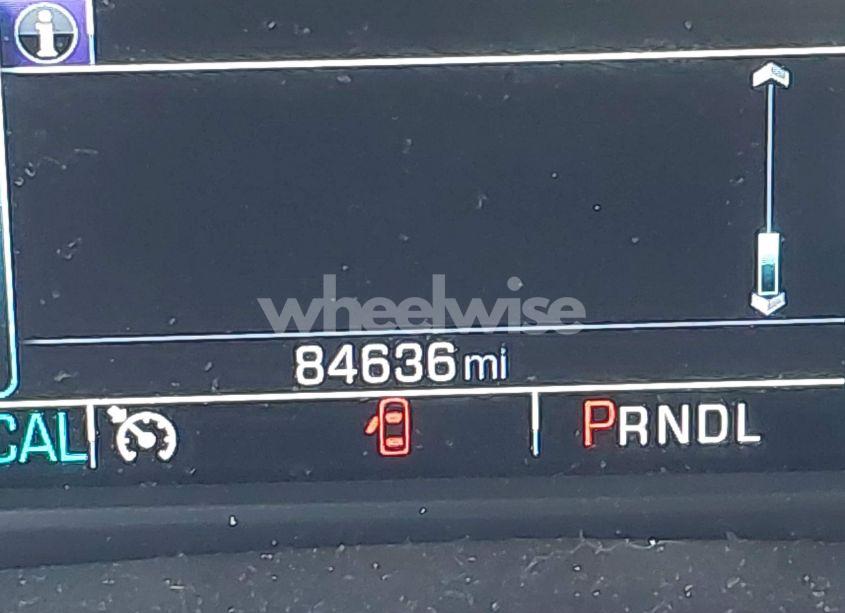 Photo 15 of 2018 Chevrolet Silverado 1500 2LT (VIN 3GCUKREC7JG498035)