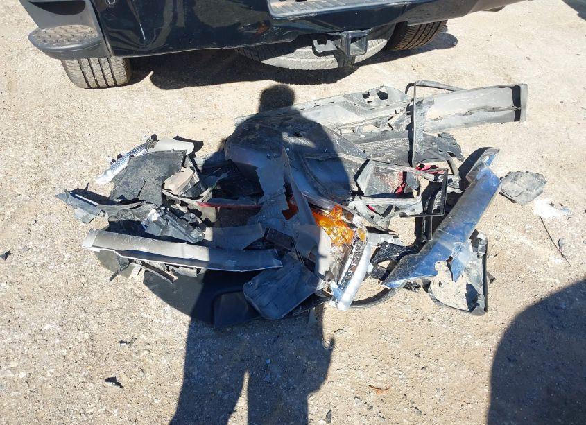 Photo 11 of 2018 Chevrolet Silverado 1500 2LT (VIN 3GCUKREC7JG504433)