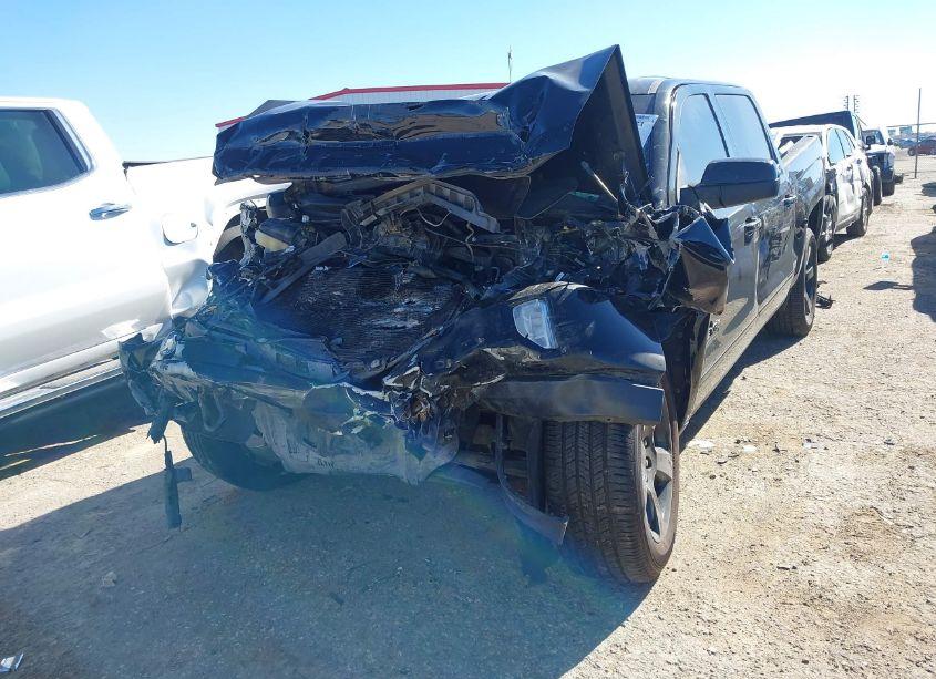 Photo 12 of 2018 Chevrolet Silverado 1500 2LT (VIN 3GCUKREC7JG504433)