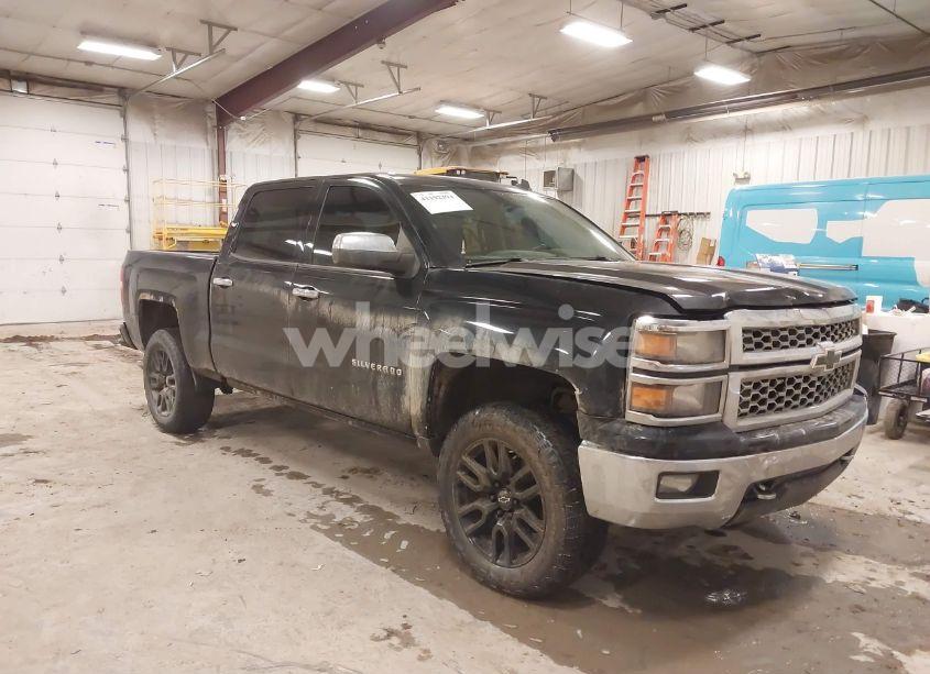 2014 Chevrolet Silverado 1500 1LT (VIN 3GCUKREC8EG177949) main photo