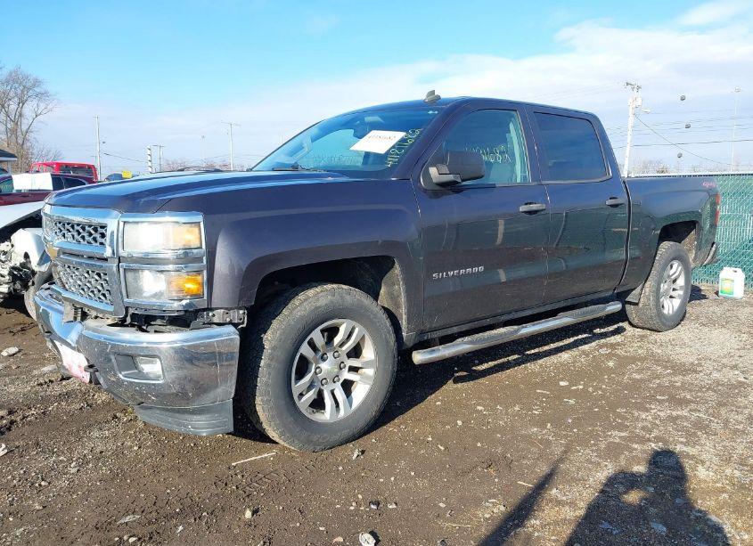 Photo 2 of 2014 Chevrolet Silverado 1500 1LT (VIN 3GCUKREC8EG338395)