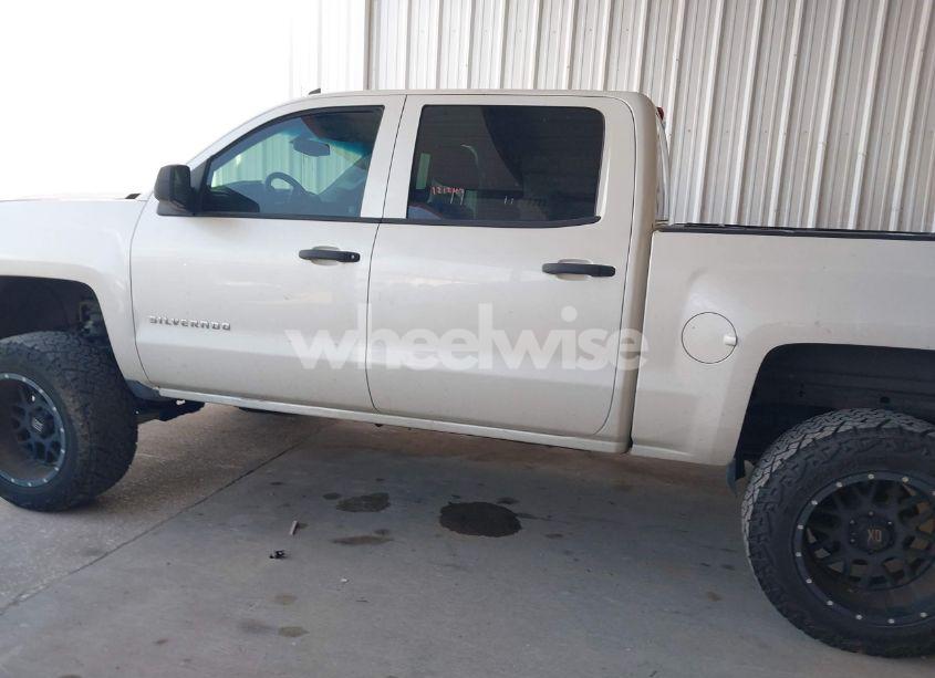 Photo 15 of 2014 Chevrolet Silverado 1500 2LT (VIN 3GCUKREC8EG404170)