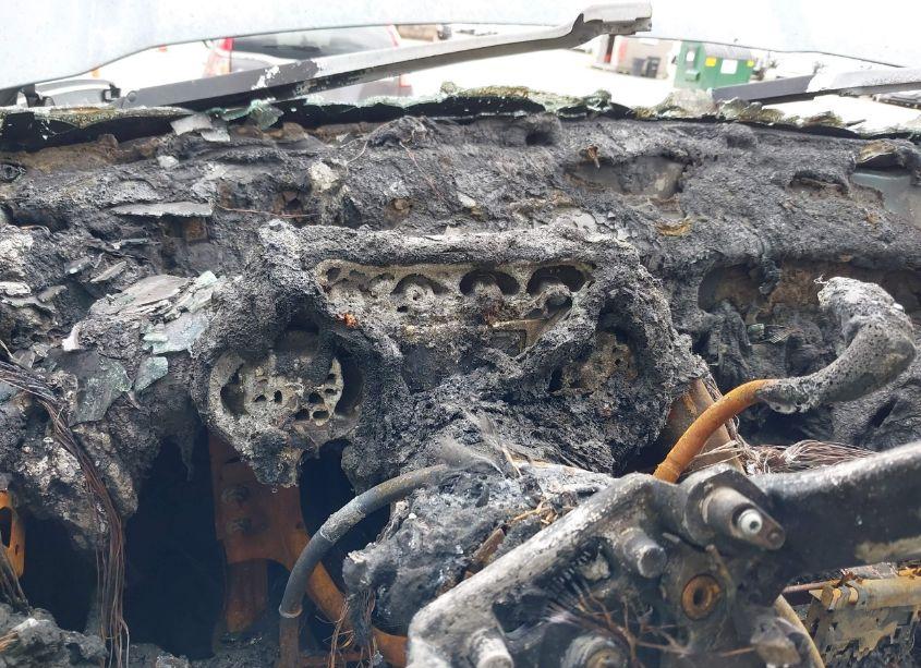 Photo 7 of 2014 Chevrolet Silverado 1500 1LT/2LT (VIN 3GCUKREC8EG494212)