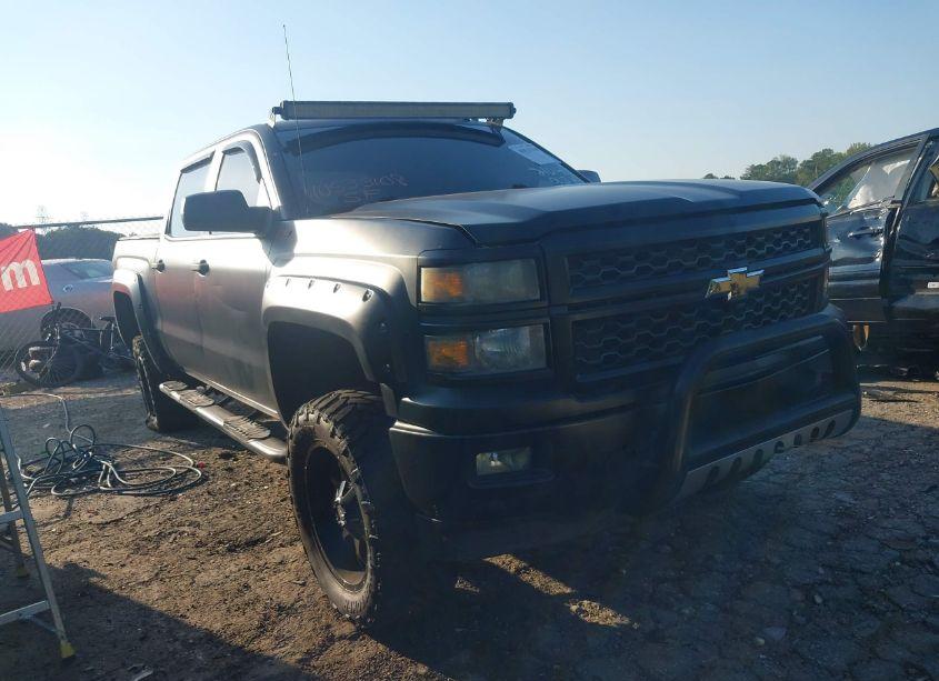 2015 Chevrolet Silverado 1500 1LT (VIN 3GCUKREC8FG142104) main photo