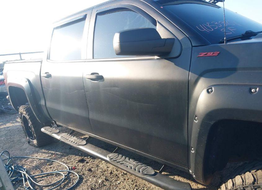 Photo 13 of 2015 Chevrolet Silverado 1500 1LT (VIN 3GCUKREC8FG142104)