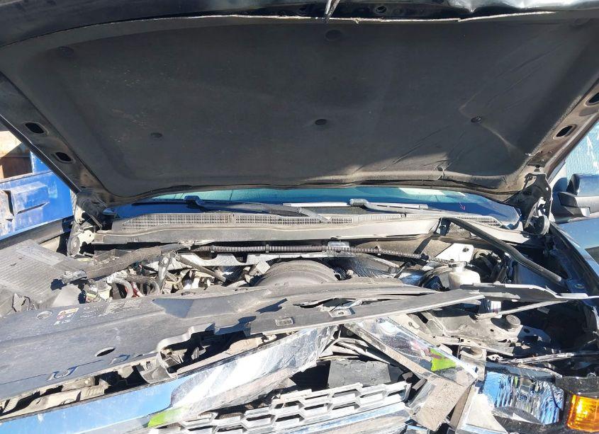 Photo 10 of 2015 Chevrolet Silverado 1500 1LT (VIN 3GCUKREC8FG185938)