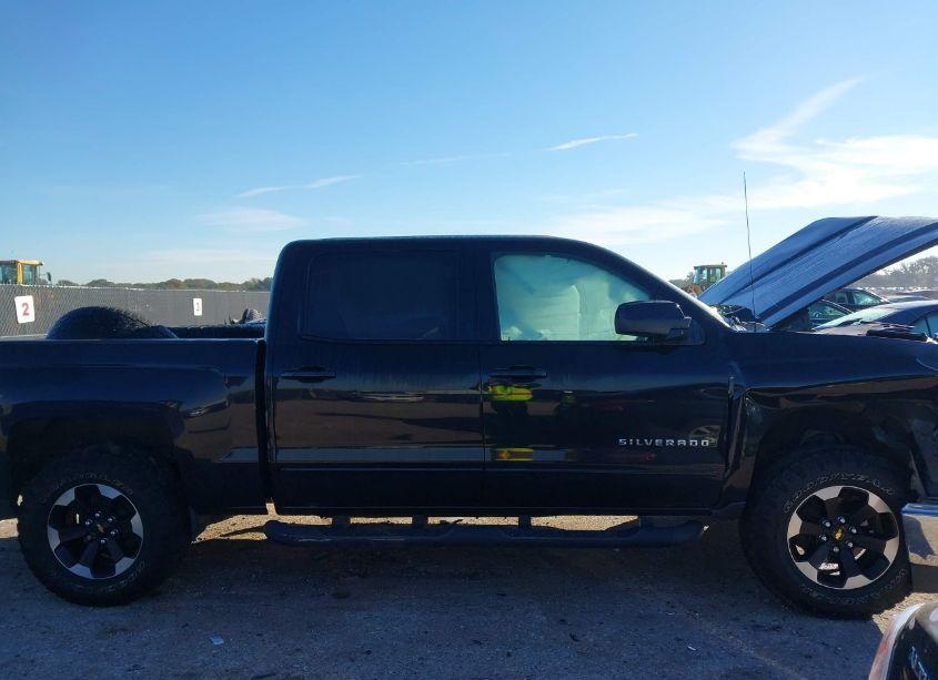 Photo 13 of 2015 Chevrolet Silverado 1500 1LT (VIN 3GCUKREC8FG185938)