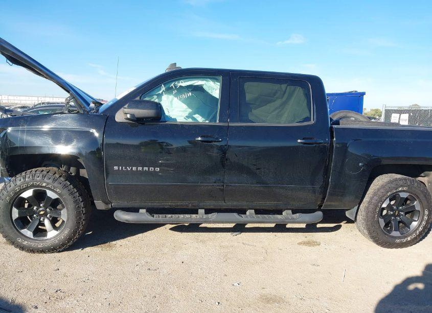 Photo 14 of 2015 Chevrolet Silverado 1500 1LT (VIN 3GCUKREC8FG185938)