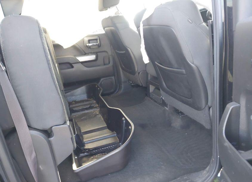 Photo 8 of 2015 Chevrolet Silverado 1500 1LT (VIN 3GCUKREC8FG185938)