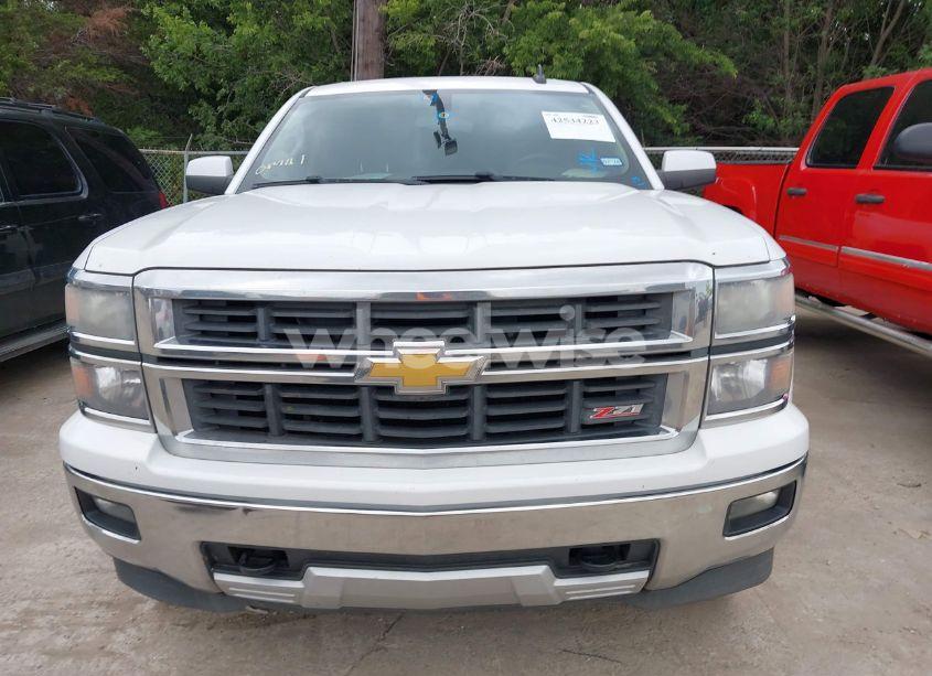 Photo 12 of 2015 Chevrolet Silverado 1500 2LT (VIN 3GCUKREC8FG196292)
