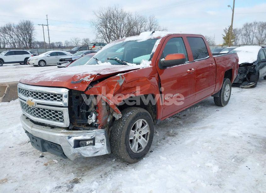 Photo 2 of 2015 Chevrolet Silverado 1500 1LT (VIN 3GCUKREC8FG212619)