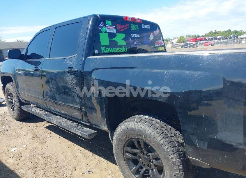 Photo 15 of 2015 Chevrolet Silverado 1500 1LT/2LT (VIN 3GCUKREC8FG242011)