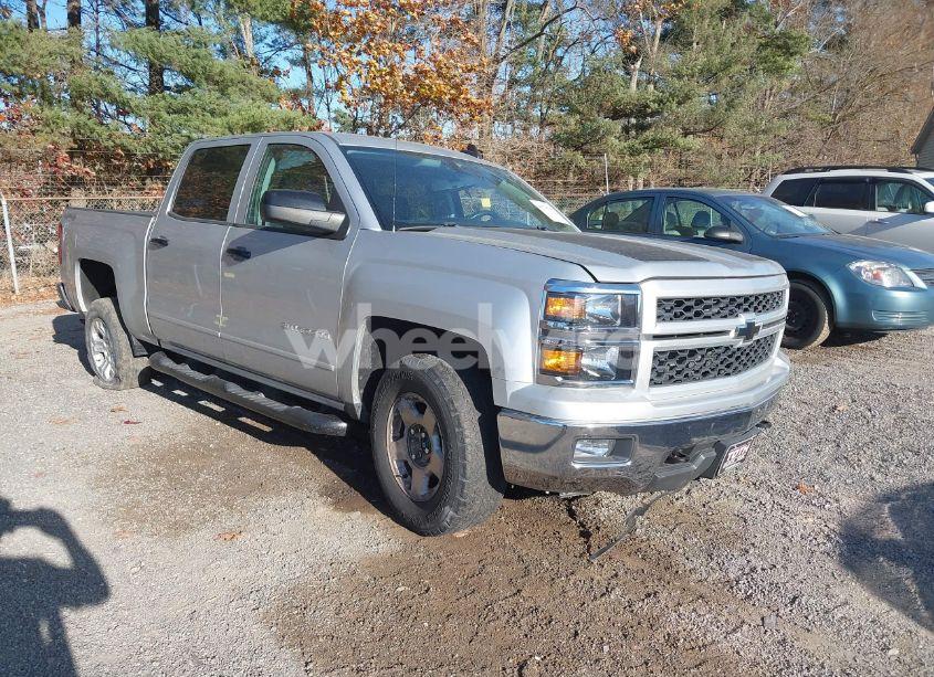 2015 Chevrolet Silverado 1500 (VIN 3GCUKREC8FG252750) main photo