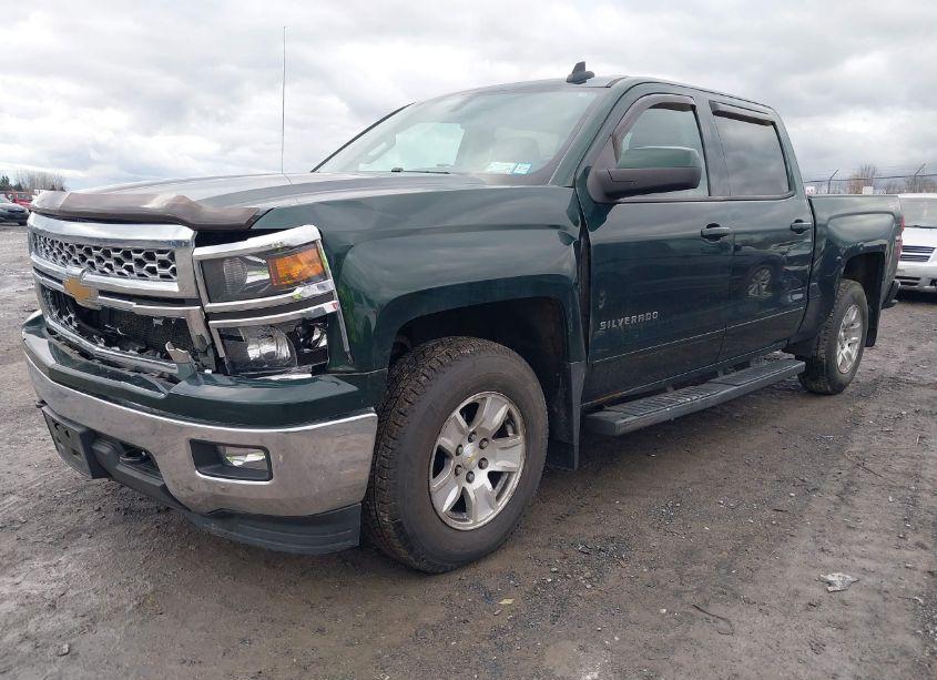Photo 2 of 2015 Chevrolet Silverado 1500 1LT (VIN 3GCUKREC8FG404400)