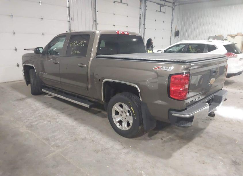 Photo 3 of 2015 Chevrolet Silverado 1500 2LT (VIN 3GCUKREC8FG491148)