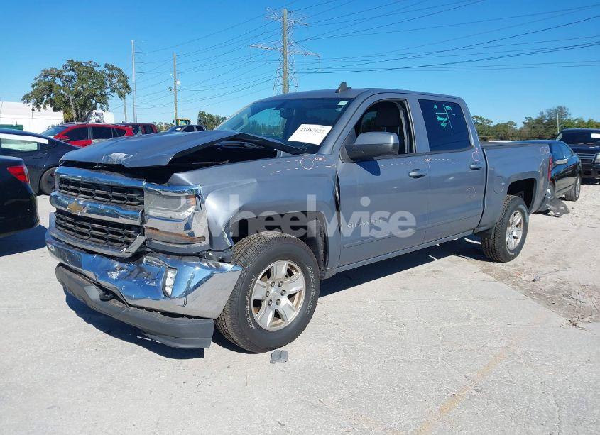 Photo 2 of 2016 Chevrolet Silverado 1500 1LT (VIN 3GCUKREC8GG219524)