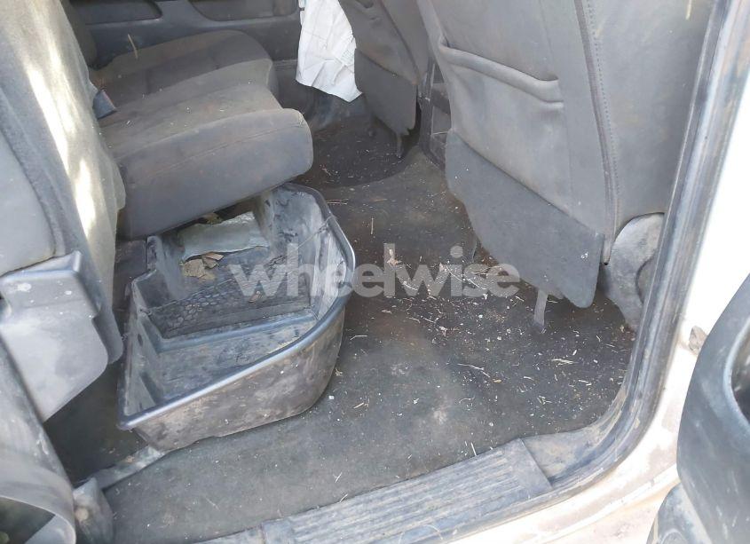 Photo 8 of 2016 Chevrolet Silverado 1500 2LT (VIN 3GCUKREC8GG325956)