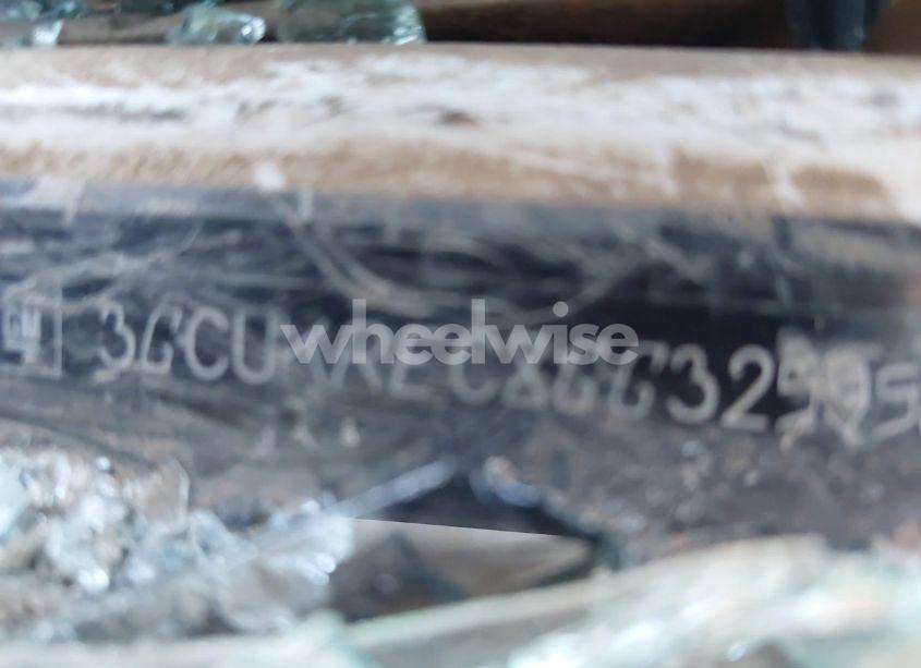 Photo 9 of 2016 Chevrolet Silverado 1500 2LT (VIN 3GCUKREC8GG325956)