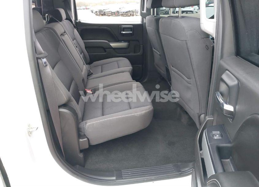 Photo 8 of 2016 Chevrolet Silverado 1500 2LT (VIN 3GCUKREC8GG364045)