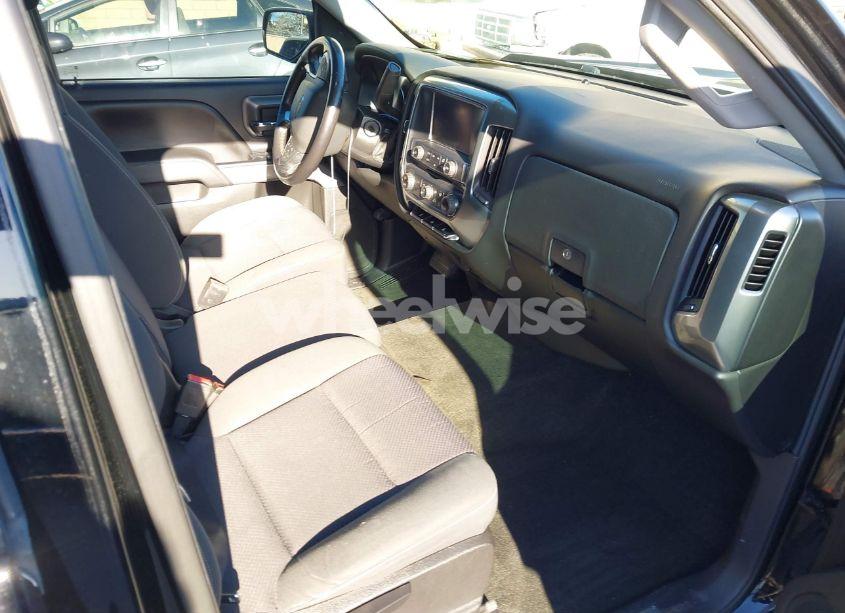 Photo 5 of 2016 Chevrolet Silverado 1500 2LT (VIN 3GCUKREC8GG381699)