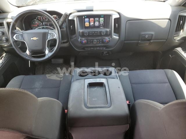 Photo 3 of 2017 CHEVROLET SILVERADO K1500 LT N/A (VIN 3GCUKREC8HG******)