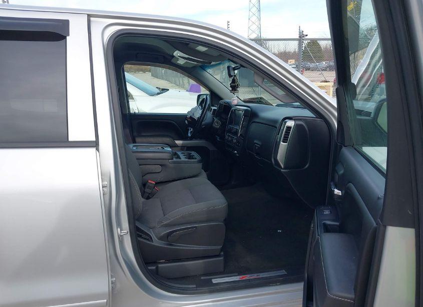 Photo 5 of 2017 Chevrolet Silverado 1500 2LT (VIN 3GCUKREC8HG163604)