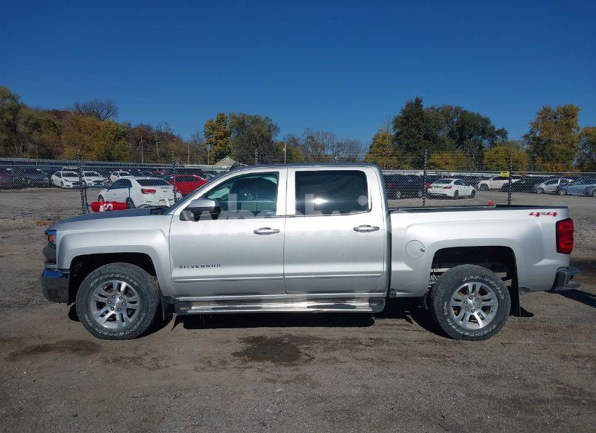 Photo 14 of 2017 Chevrolet Silverado 1500 1LT (VIN 3GCUKREC8HG300556)