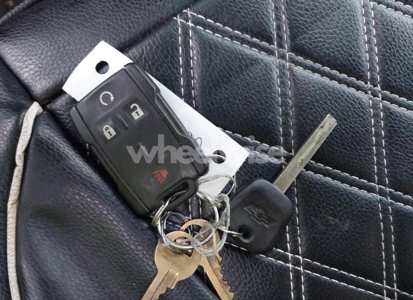 Photo 11 of 2017 Chevrolet Silverado 1500 1LT (VIN 3GCUKREC8HG305353)