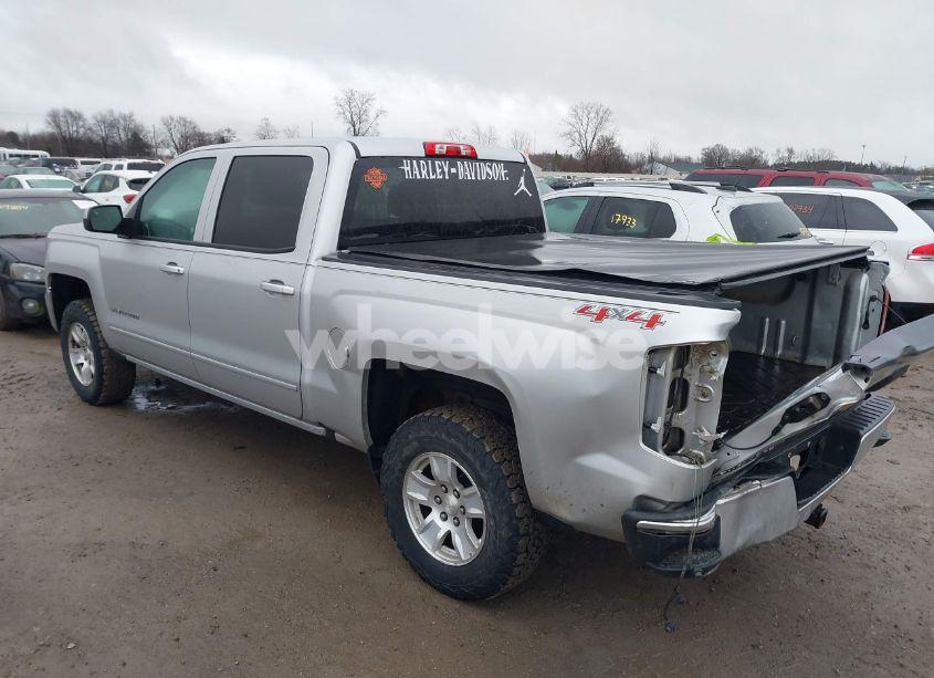 Photo 3 of 2017 Chevrolet Silverado 1500 1LT (VIN 3GCUKREC8HG305353)