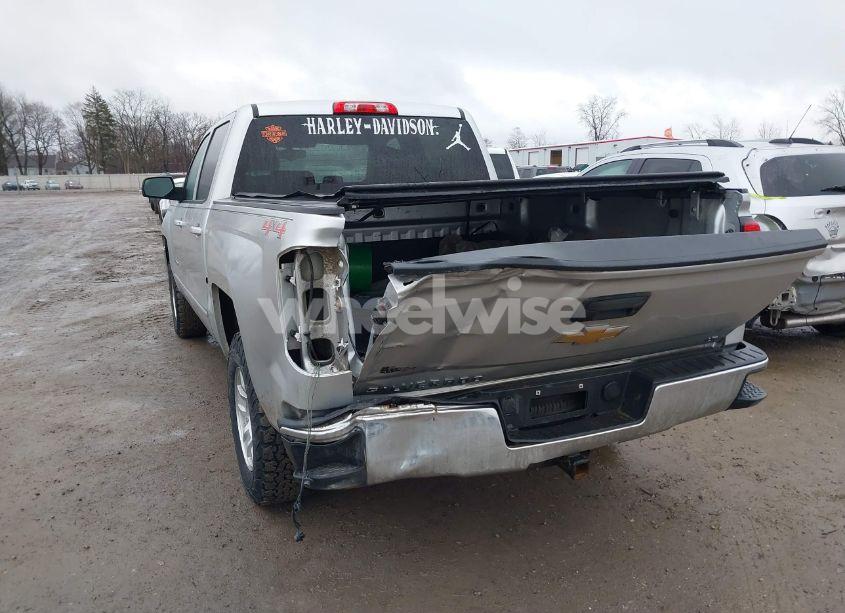 Photo 6 of 2017 Chevrolet Silverado 1500 1LT (VIN 3GCUKREC8HG305353)