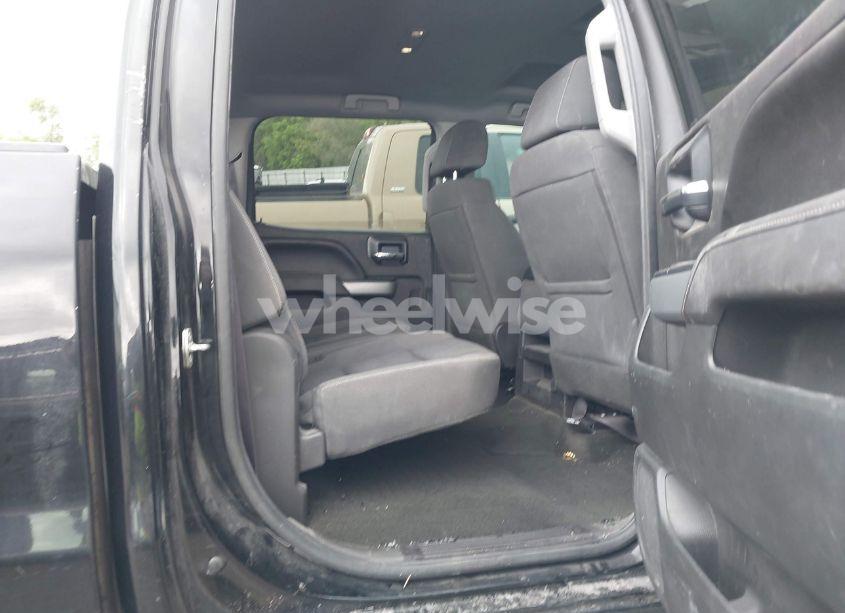 Photo 8 of 2017 Chevrolet Silverado 1500 2LT (VIN 3GCUKREC8HG305952)