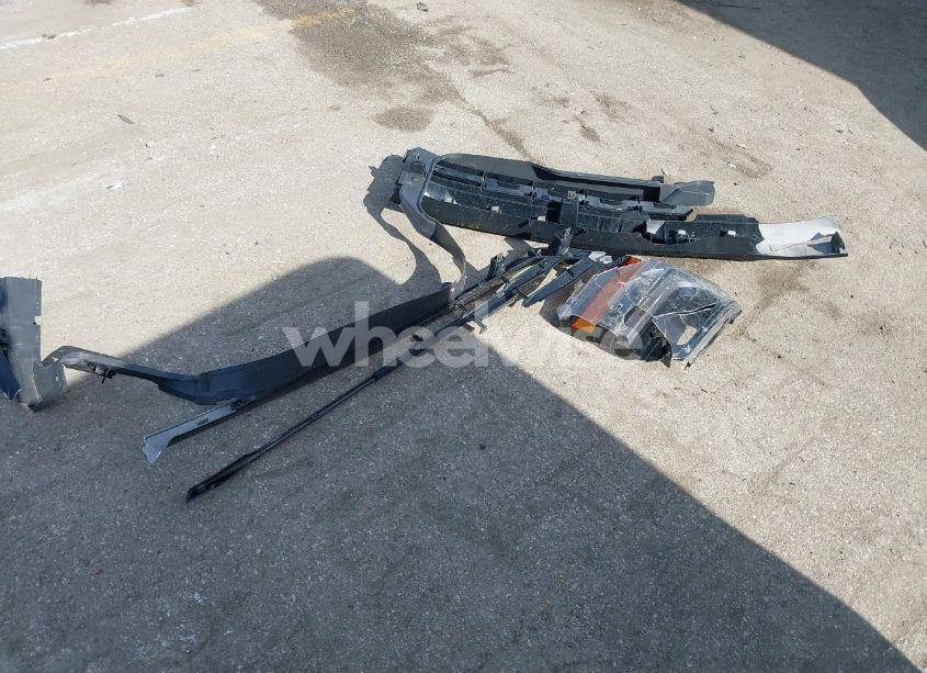 Photo 12 of 2017 Chevrolet Silverado 1500 2LT (VIN 3GCUKREC8HG350616)