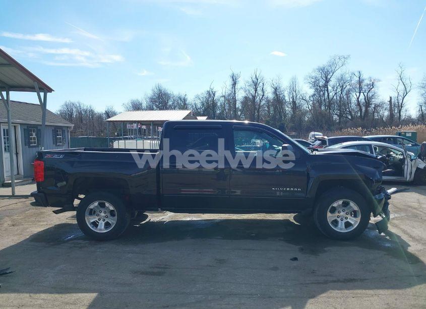 Photo 14 of 2017 Chevrolet Silverado 1500 2LT (VIN 3GCUKREC8HG350616)