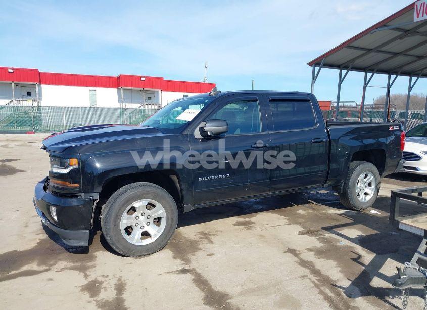 Photo 15 of 2017 Chevrolet Silverado 1500 2LT (VIN 3GCUKREC8HG350616)