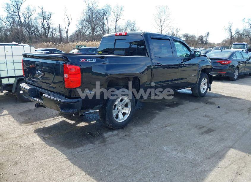 Photo 4 of 2017 Chevrolet Silverado 1500 2LT (VIN 3GCUKREC8HG350616)