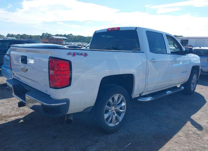 Photo 4 of 2017 Chevrolet Silverado 1500 1LT (VIN 3GCUKREC8HG356299)