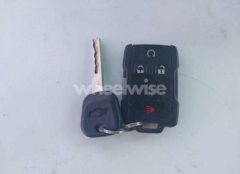 Photo 11 of 2017 Chevrolet Silverado 1500 1LT (VIN 3GCUKREC8HG405887)