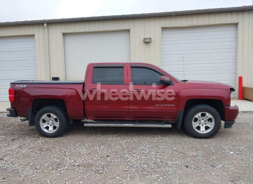 Photo 12 of 2017 Chevrolet Silverado 1500 2LT (VIN 3GCUKREC8HG421460)