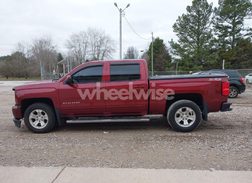 Photo 13 of 2017 Chevrolet Silverado 1500 2LT (VIN 3GCUKREC8HG421460)