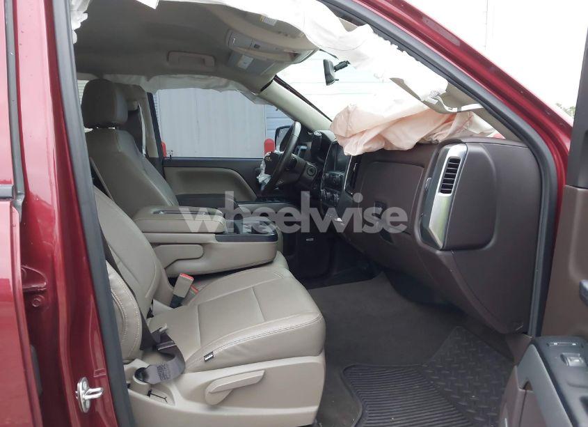 Photo 5 of 2017 Chevrolet Silverado 1500 2LT (VIN 3GCUKREC8HG421460)