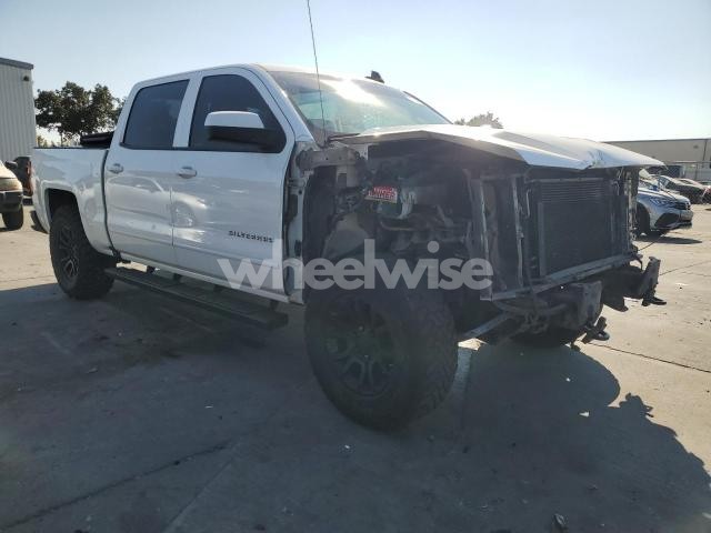 Photo 10 of 2017 CHEVROLET SILVERADO K1500 LT N/A (VIN 3GCUKREC8HG423788)