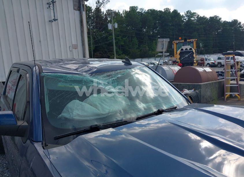 Photo 6 of 2017 Chevrolet Silverado 1500 2LT (VIN 3GCUKREC8HG463806)