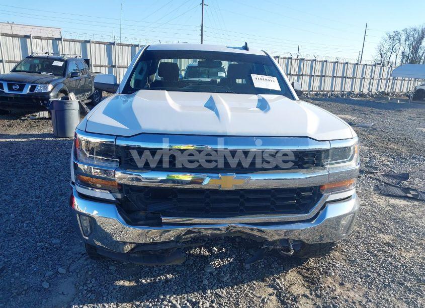 Photo 12 of 2017 Chevrolet Silverado 1500 1LT (VIN 3GCUKREC8HG490827)