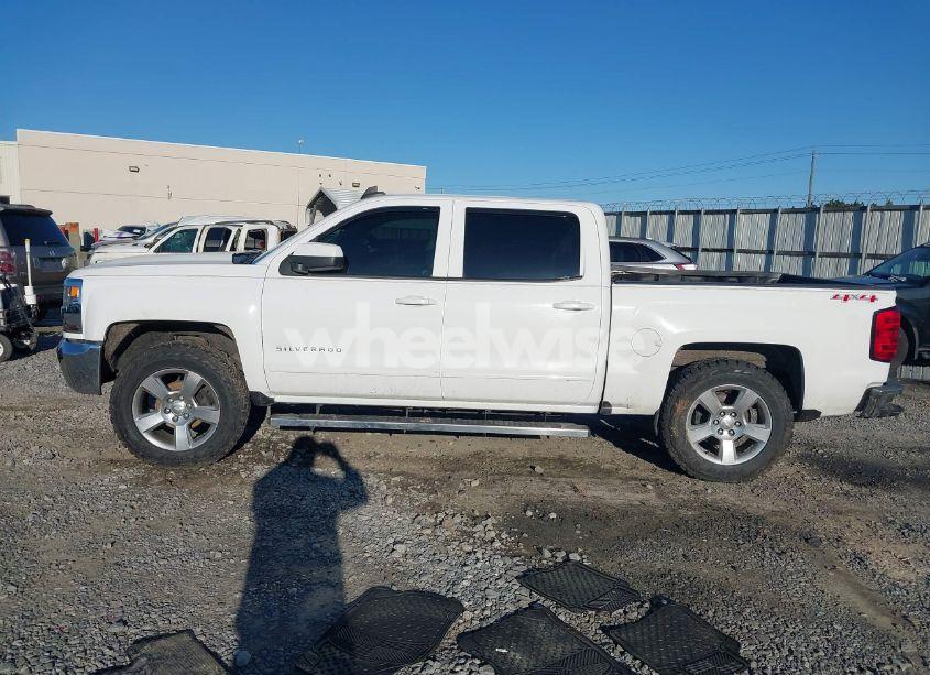Photo 14 of 2017 Chevrolet Silverado 1500 1LT (VIN 3GCUKREC8HG490827)