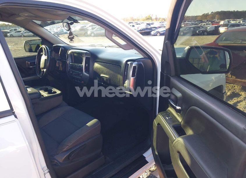 Photo 5 of 2017 Chevrolet Silverado 1500 1LT (VIN 3GCUKREC8HG490827)