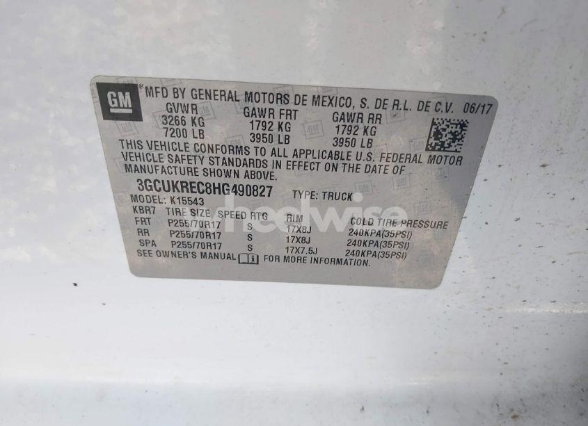 Photo 9 of 2017 Chevrolet Silverado 1500 1LT (VIN 3GCUKREC8HG490827)